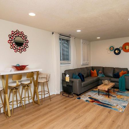 Family Friendly Home Close To Airport And Downtown 得梅因 外观 照片
