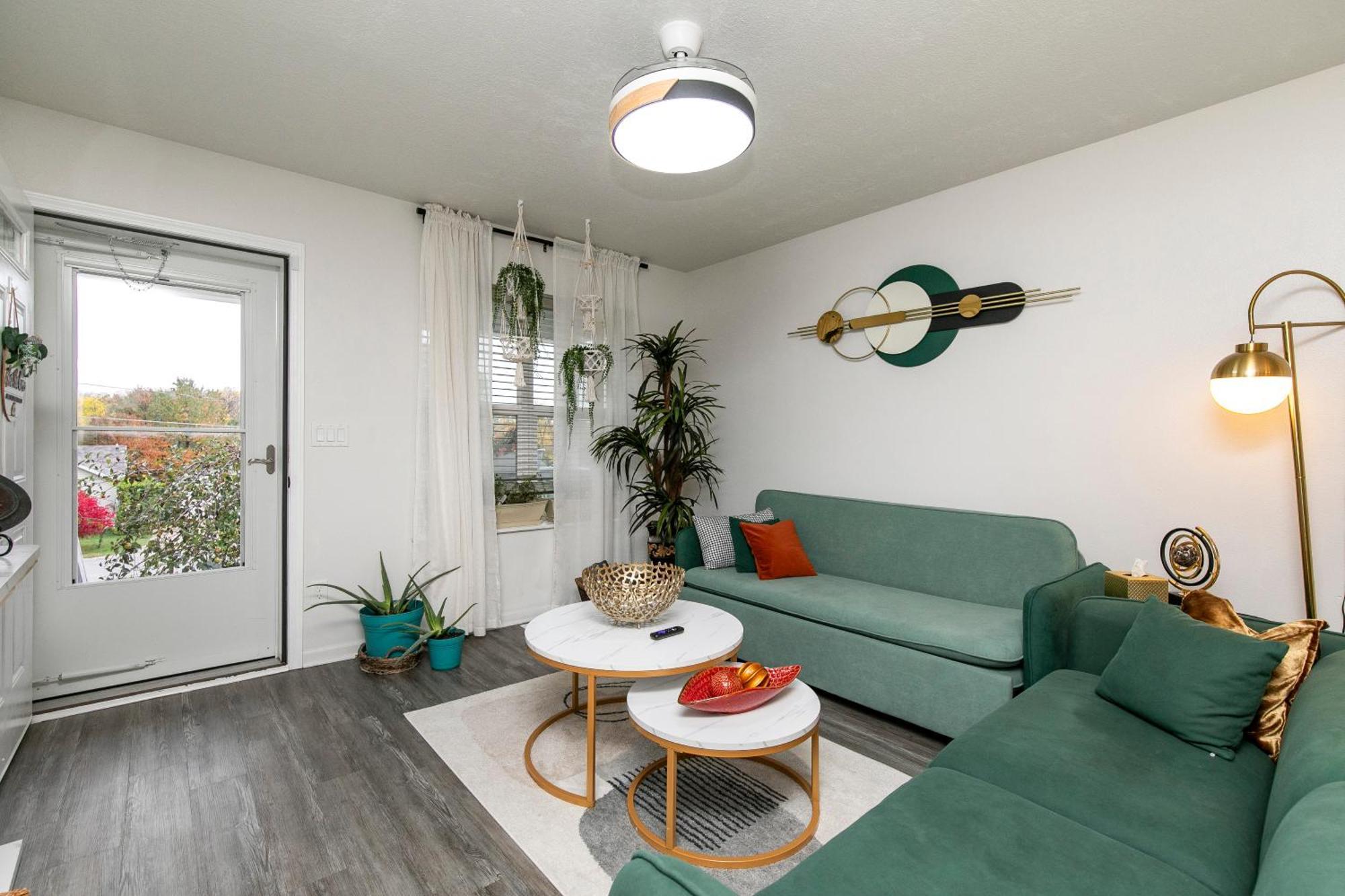 Family Friendly Home Close To Airport And Downtown 得梅因 外观 照片