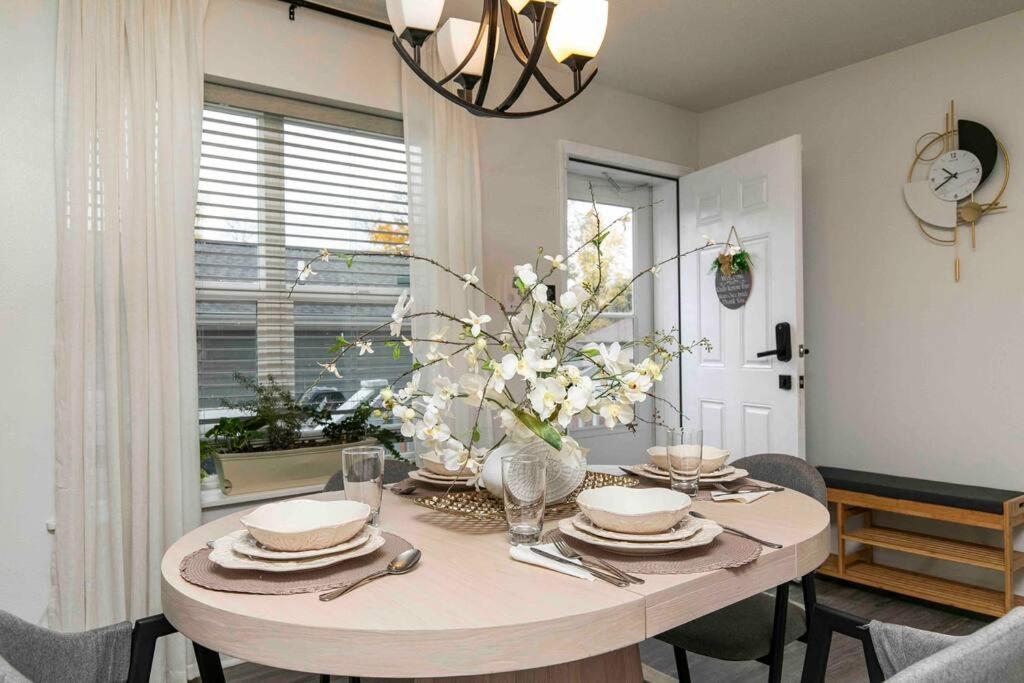Family Friendly Home Close To Airport And Downtown 得梅因 外观 照片