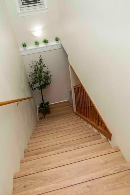 Family Friendly Home Close To Airport And Downtown 得梅因 外观 照片